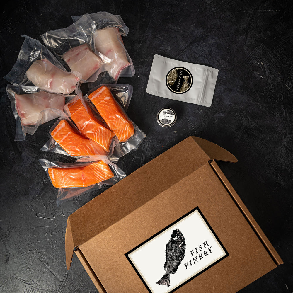 FishFinery Select Box includes Salmon Fillets, Snapper Fillets, Dry Rub and Marinade